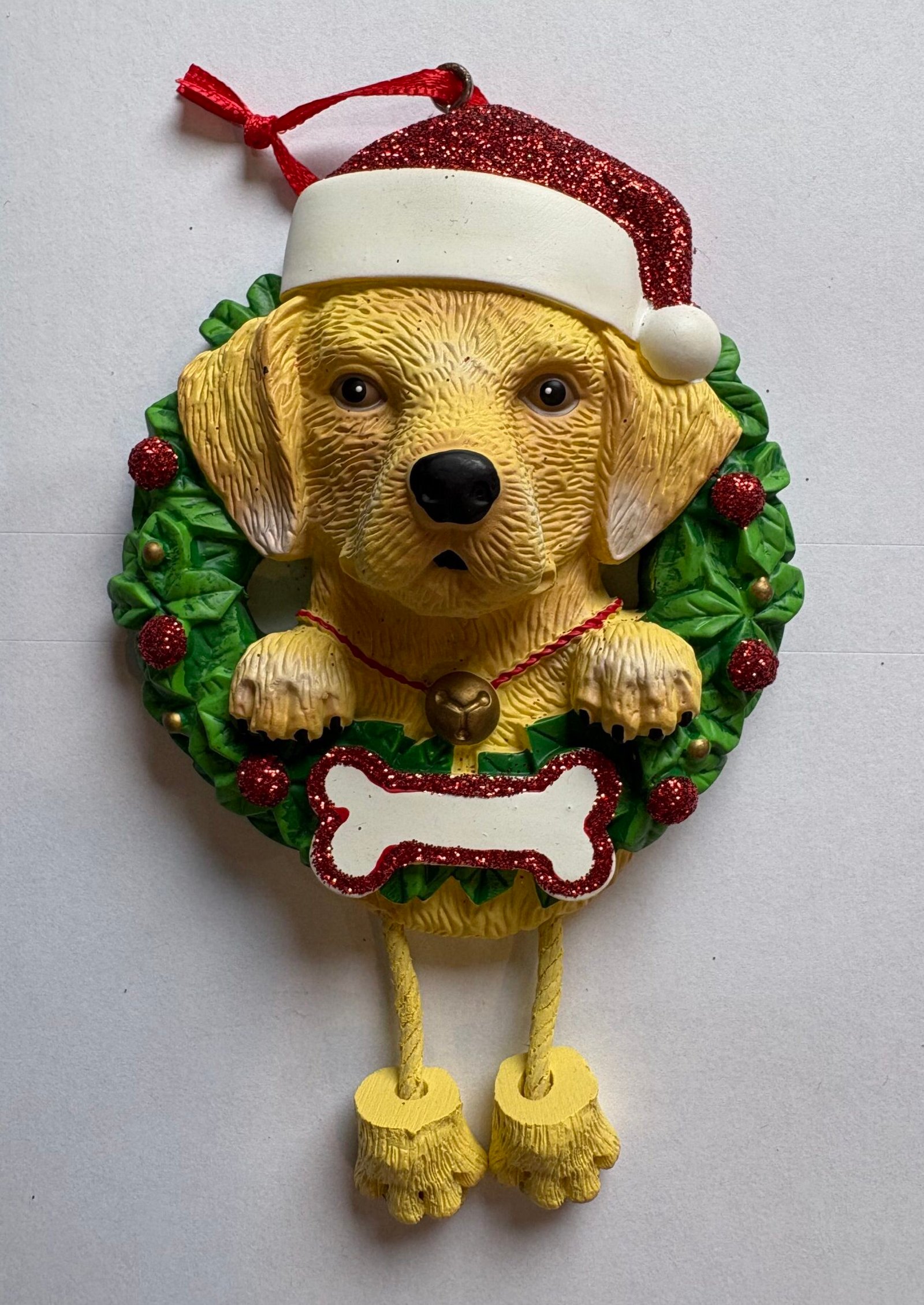 Yellow Lab with wreath
